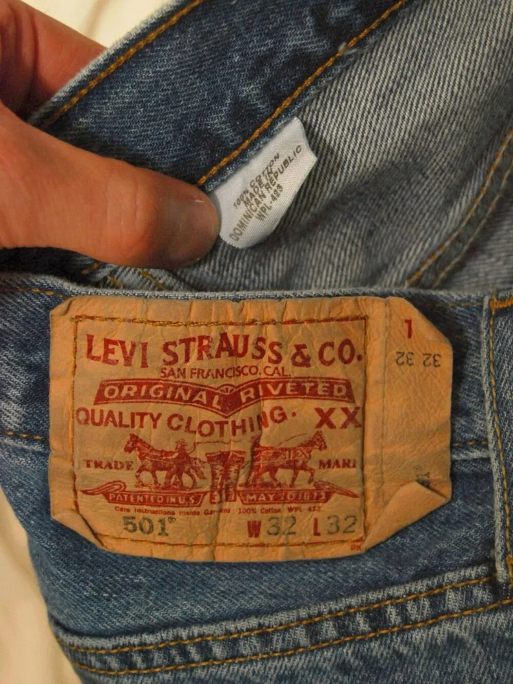 Y2K Levis 501 Shorts (32) blue denim vintage mens cutoff jorts baggy casual cool